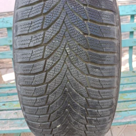 Гуми Всесезонни 235/50R18, снимка 8