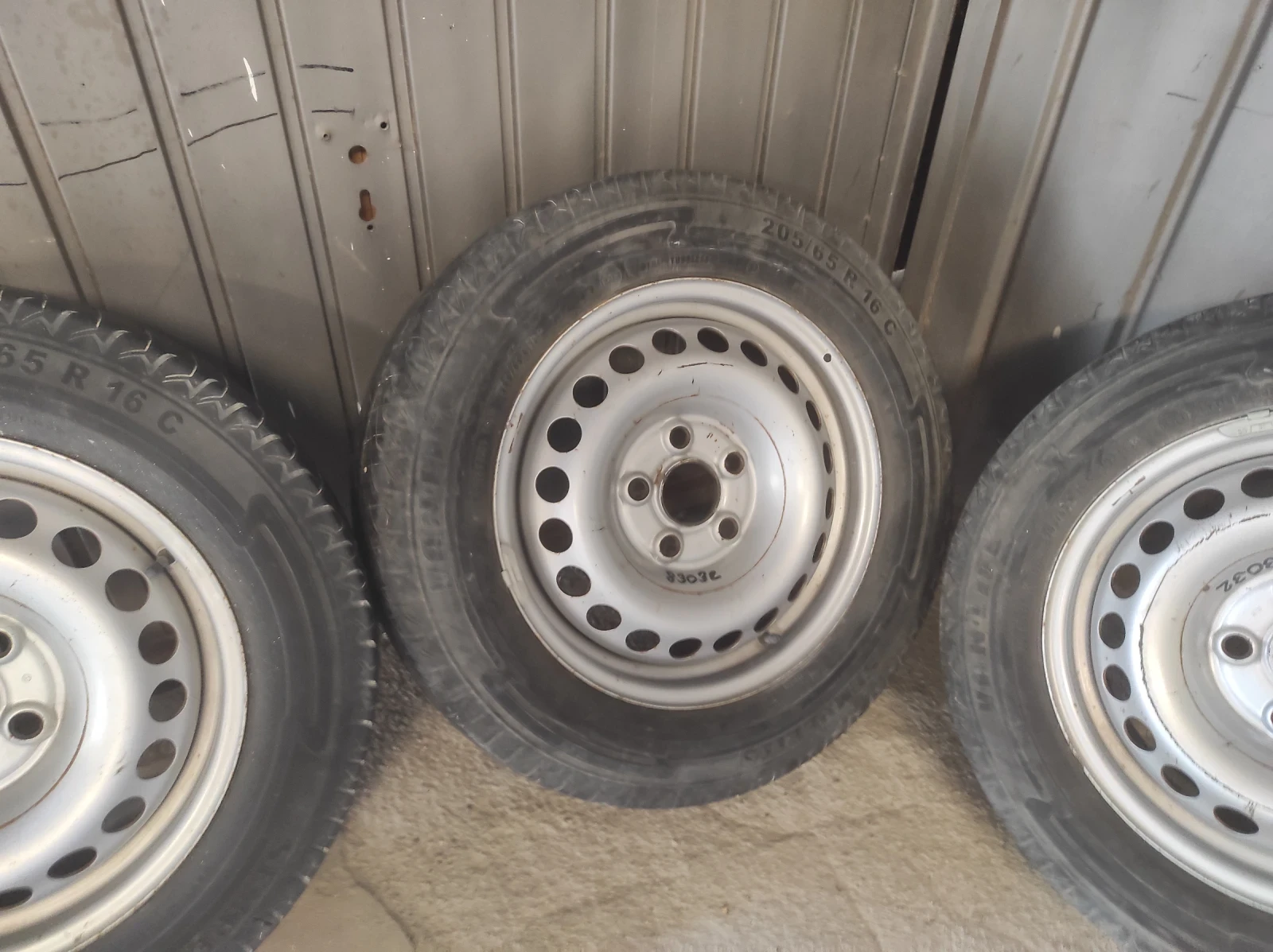 ���� � ������ 205/65R16 �� VW T5 | Mobile.bg � ����������� 3