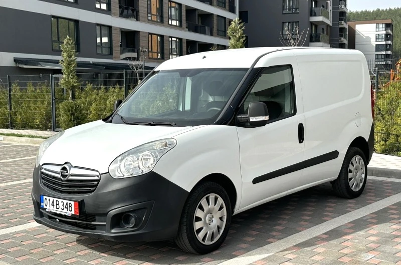 Opel Combo 1.4i Метан, снимка 1 - Автомобили и джипове - 45060534