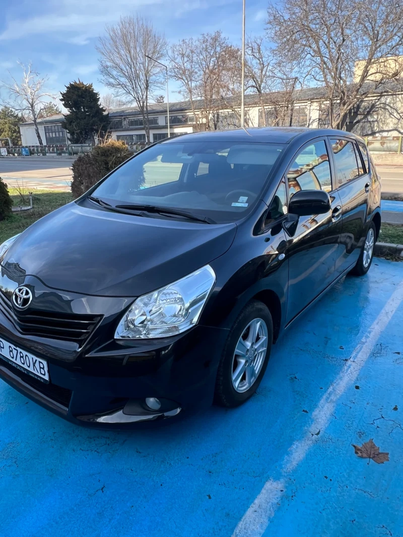 Toyota Verso, снимка 5 - Автомобили и джипове - 48589033