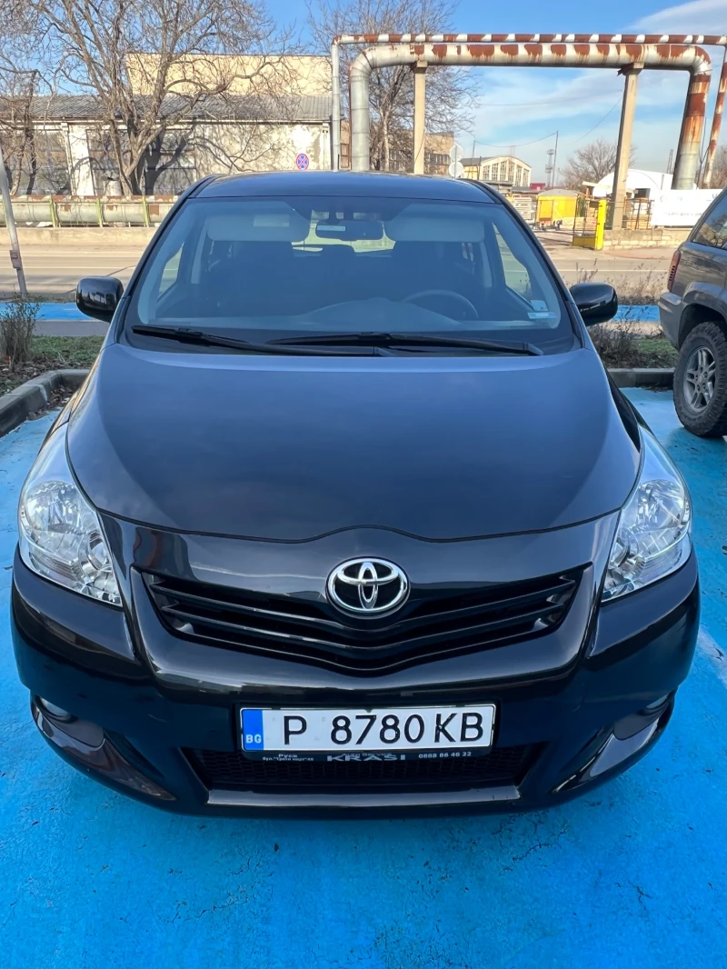 Toyota Verso, снимка 4 - Автомобили и джипове - 48589033