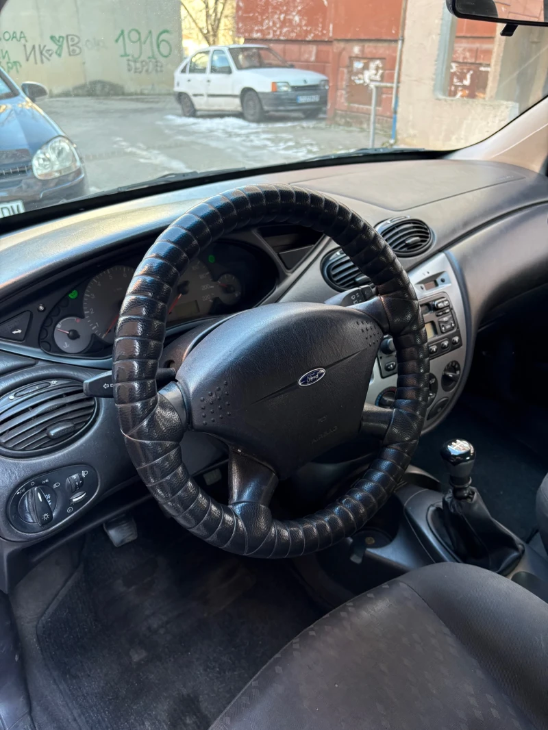 Ford Focus 1.8 tdi, снимка 5 - Автомобили и джипове - 49249513