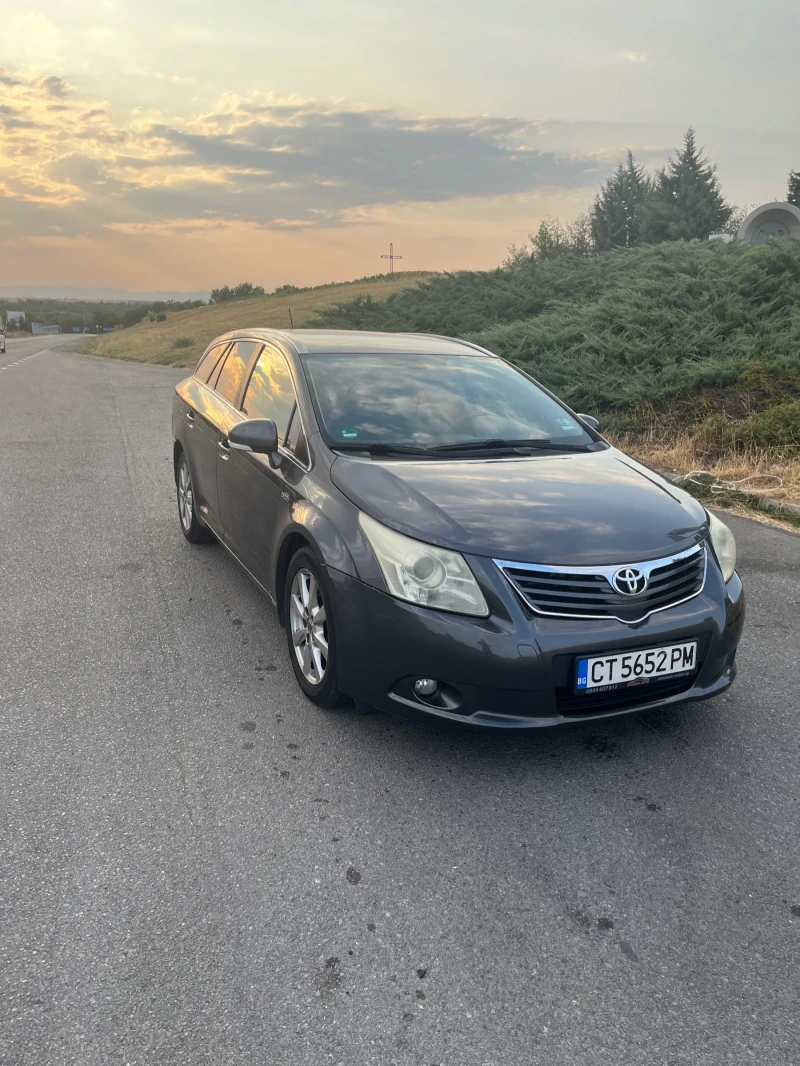 Toyota Avensis 2.0 D4D, снимка 2 - Автомобили и джипове - 52326230