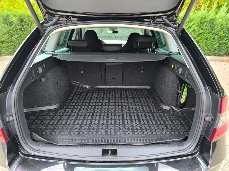 Skoda Octavia RS, снимка 10 - Автомобили и джипове - 52269106