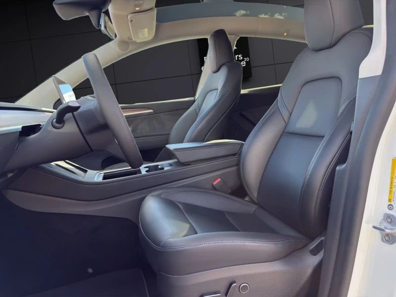 Tesla Model Y LONG RANGE* AWD* НЕМСКИ АВТОМОБИЛ , снимка 8 - Автомобили и джипове - 52341795