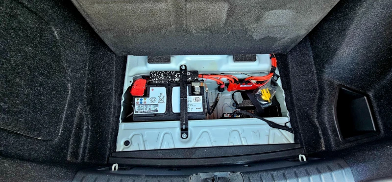 BMW 118 2.0, снимка 8 - Автомобили и джипове - 53018080