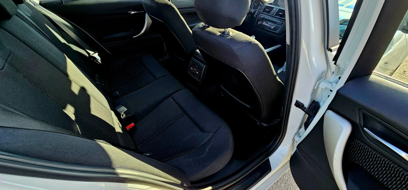 BMW 118 2.0, снимка 13 - Автомобили и джипове - 53018080