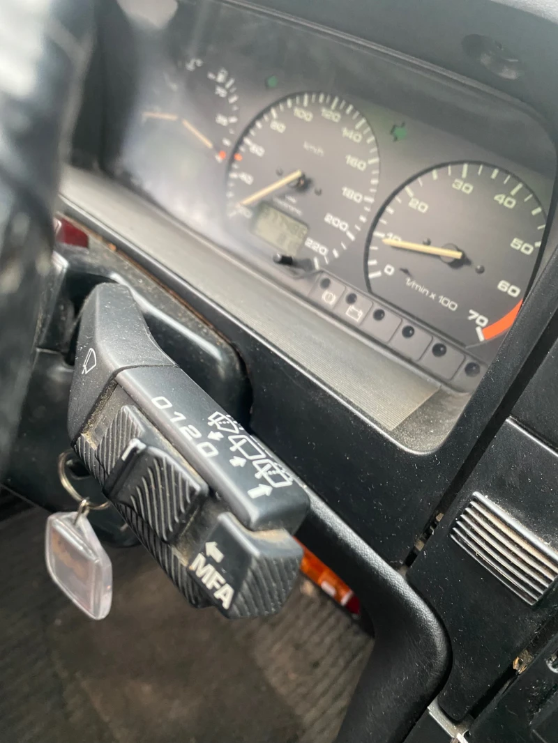 VW Passat, снимка 11 - Автомобили и джипове - 53503473