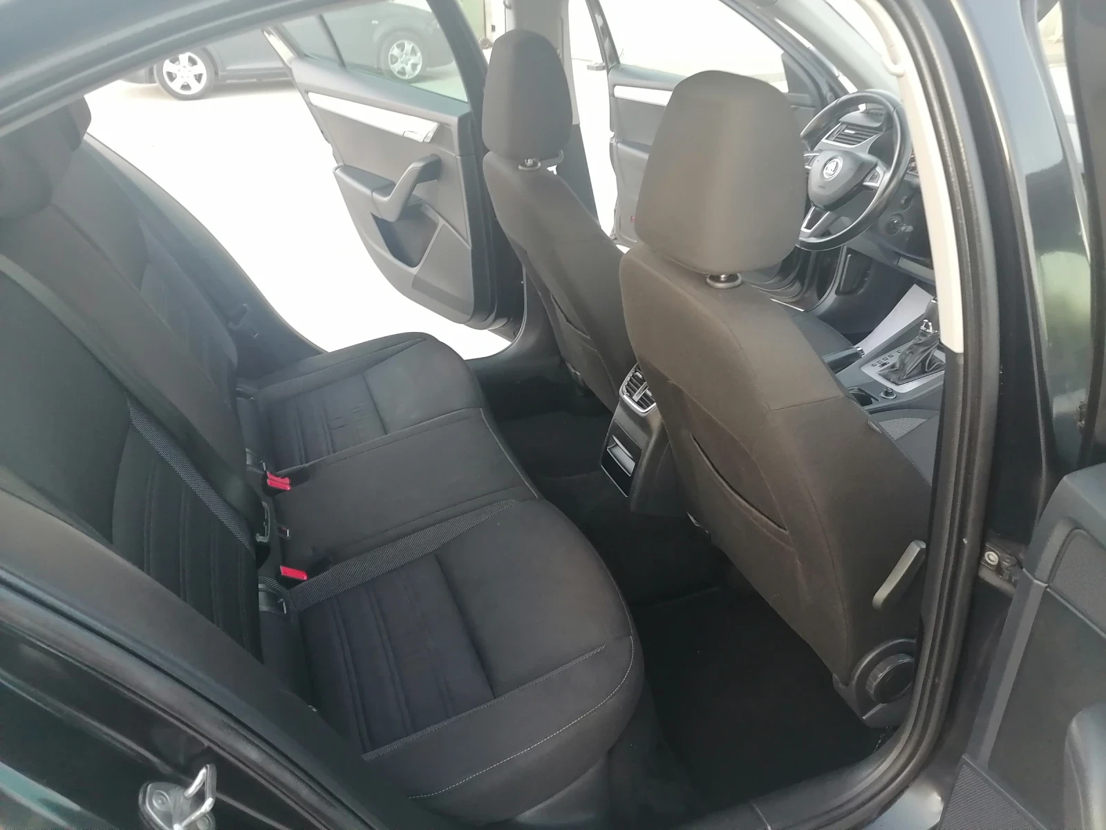 Skoda Octavia | Mobile.bg   11