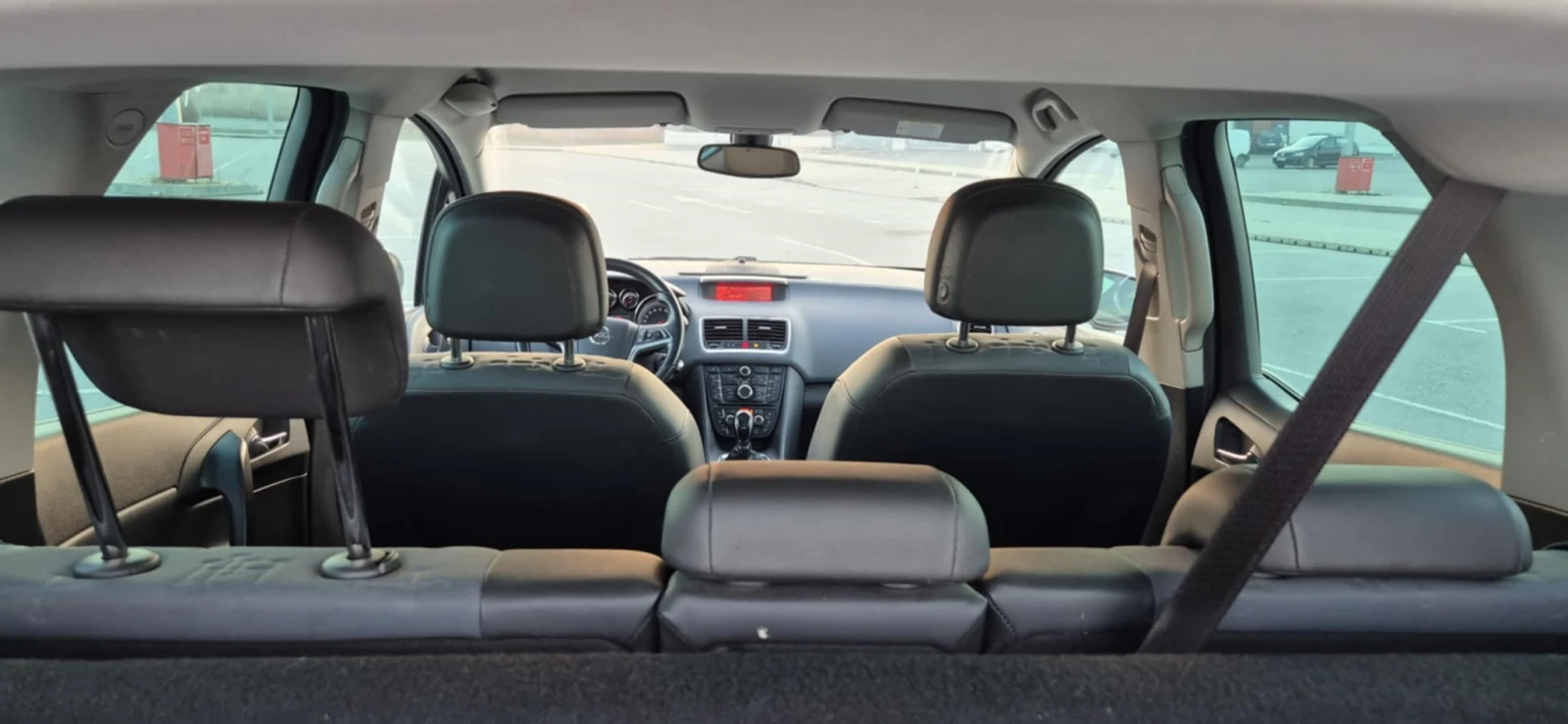 Opel Meriva 1.4 turbo, снимка 16 - Автомобили и джипове - 54071736