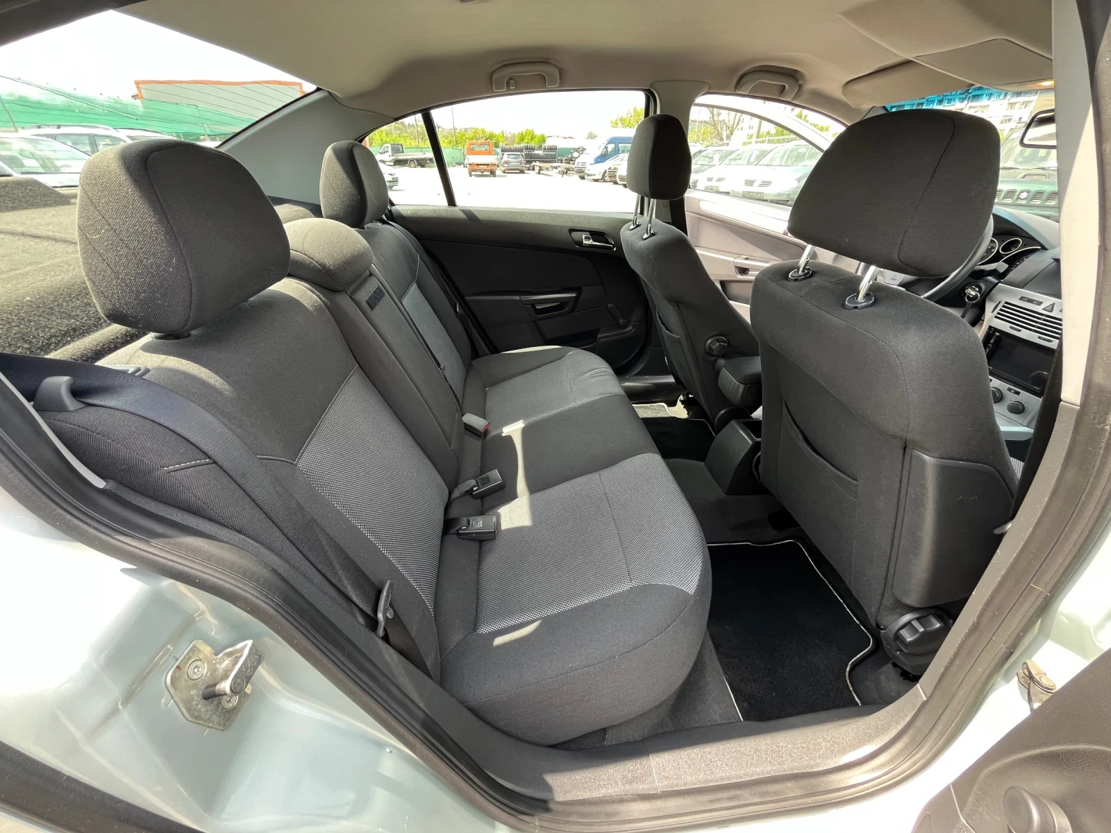 Opel Astra H   | Mobile.bg   12