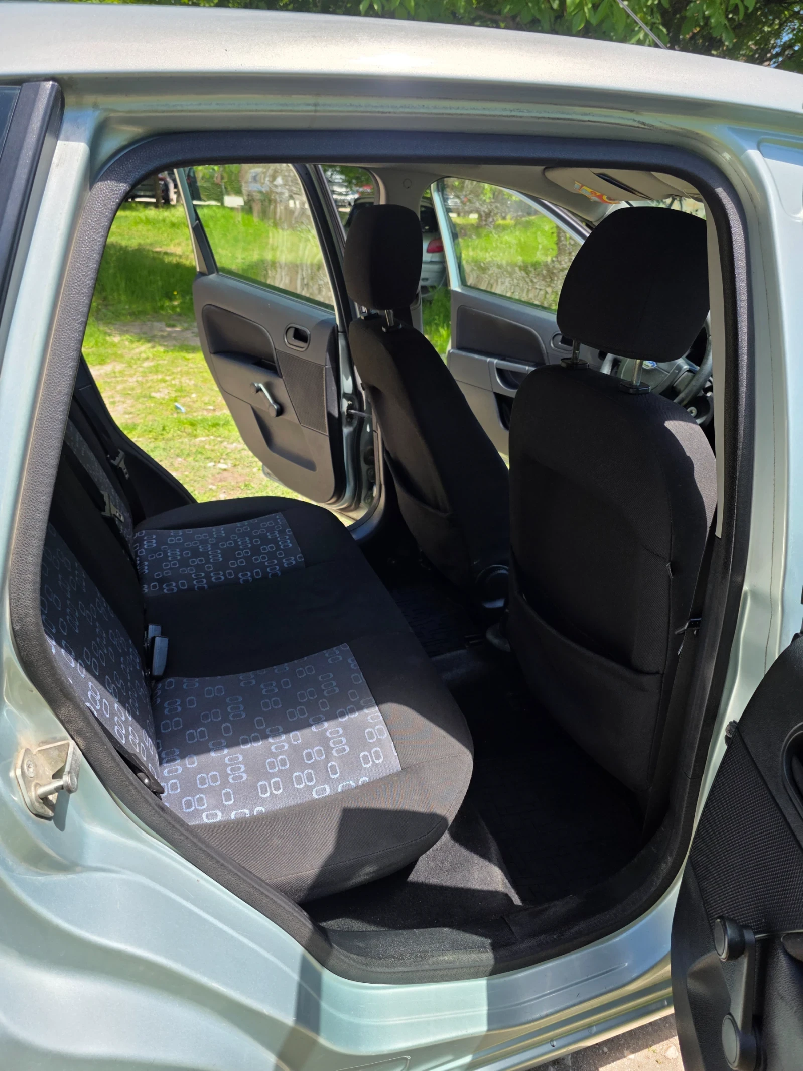 Ford Fiesta  - изображение 6