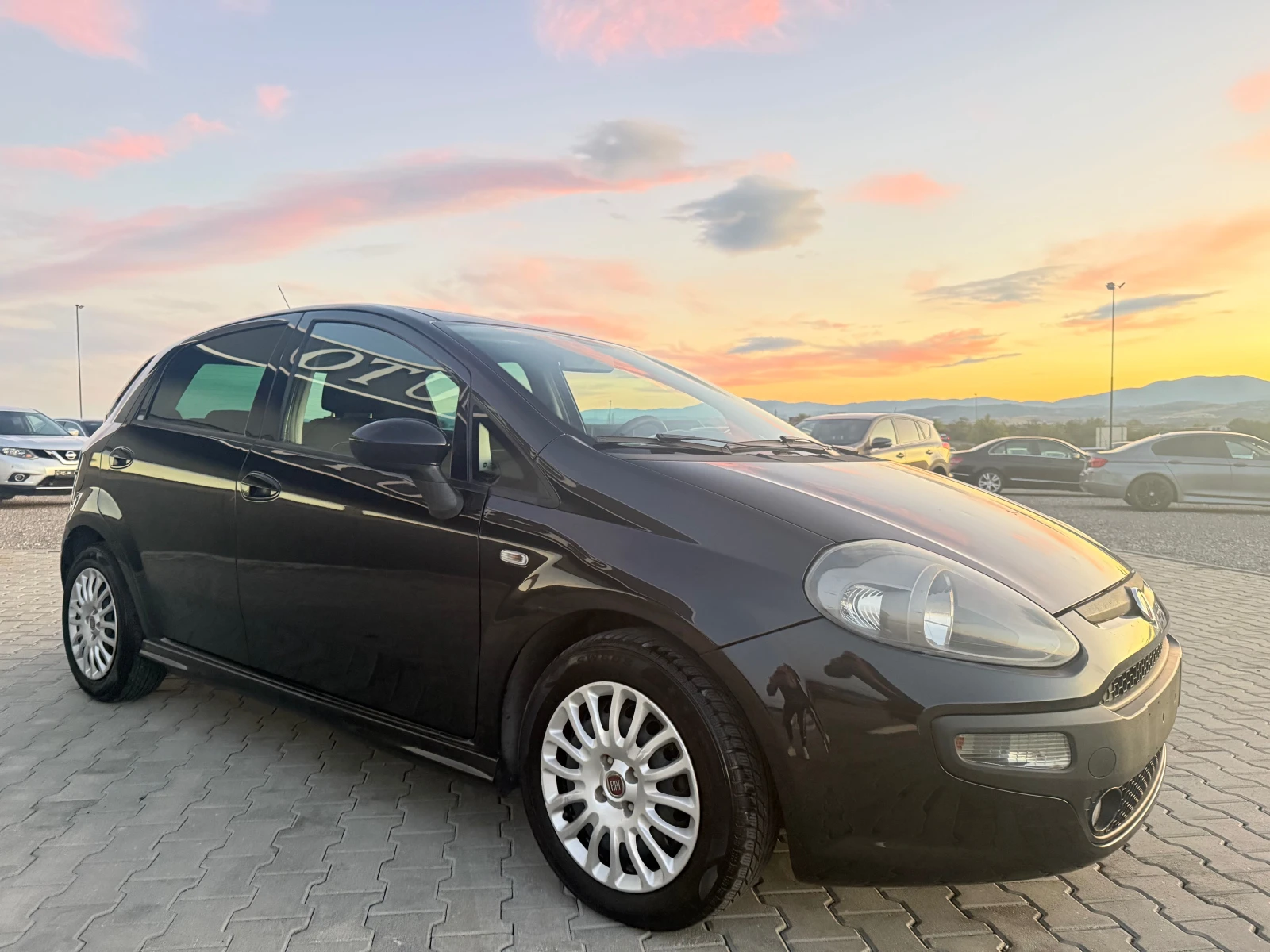 Fiat Punto 1.4i 16v 105 ks EVO !!  - изображение 3