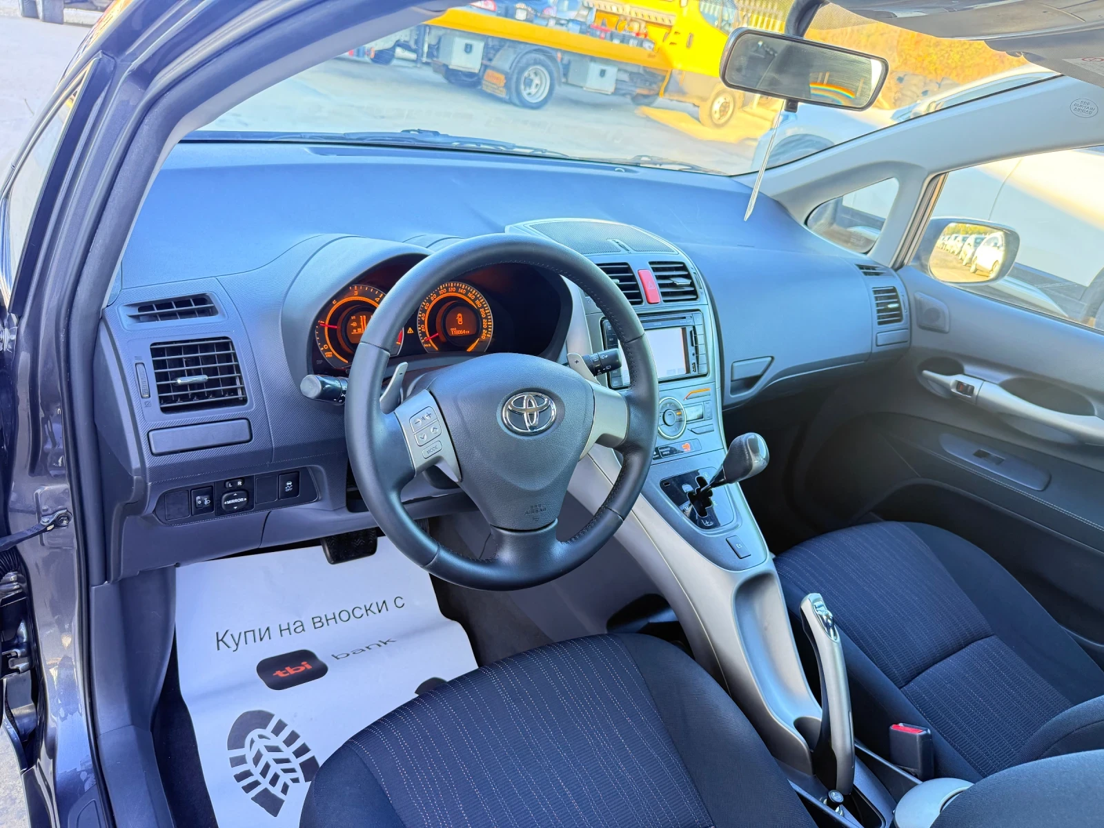 Toyota Auris 1.4D-4D 101 000km* Navi* Kamera* UNIKAT*  - изображение 6