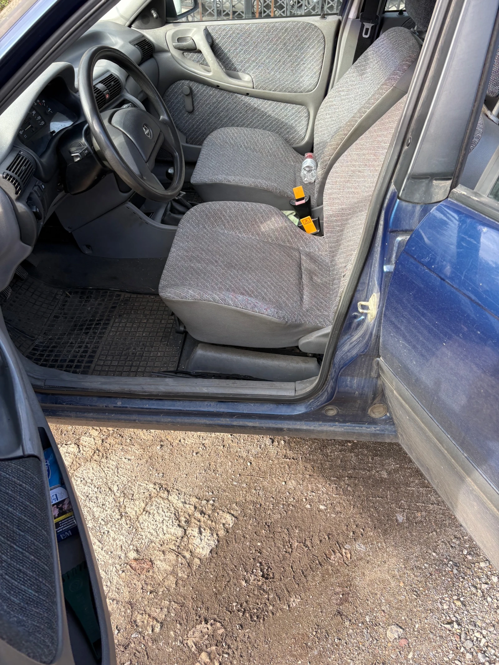 Opel Astra 1.6i mono - изображение 9