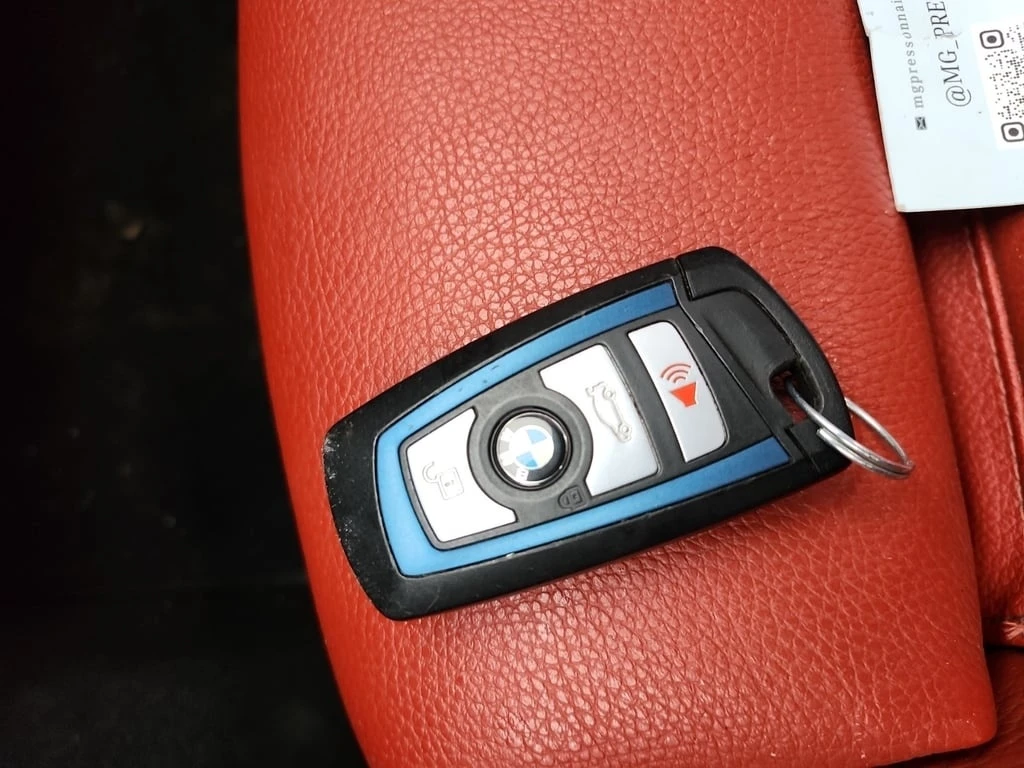 BMW 330 330I XDRIVE  CARFAX | Mobile.bg � ����������� 8