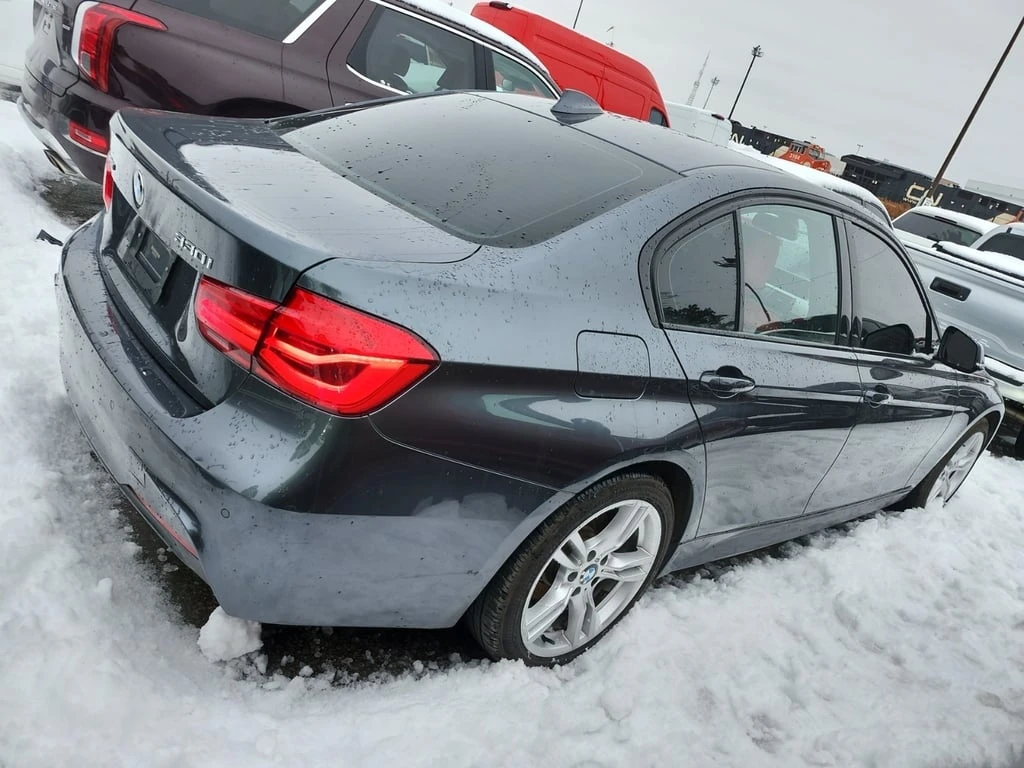 BMW 330 330I XDRIVE  CARFAX | Mobile.bg � ����������� 3