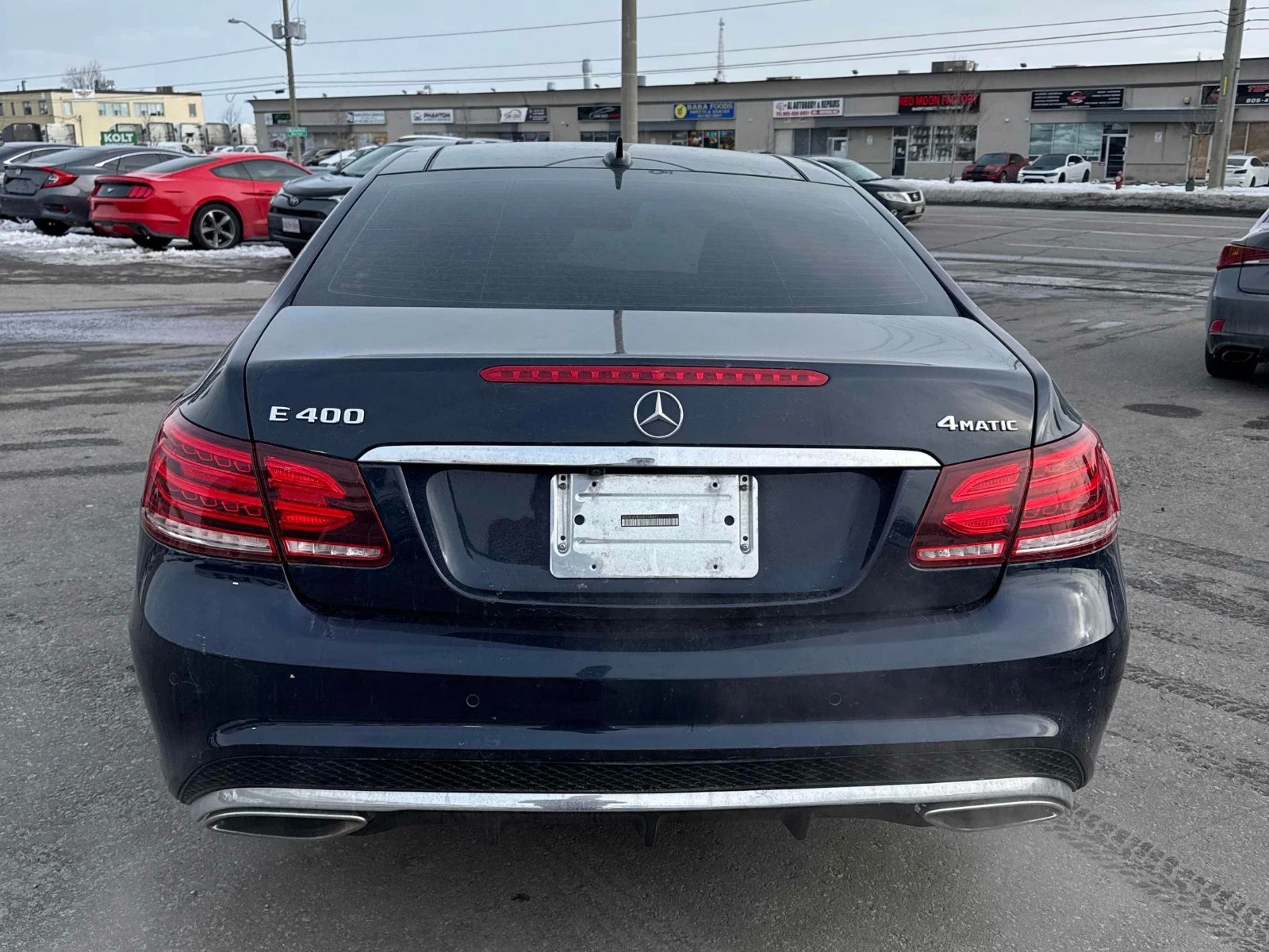 Mercedes-Benz E 400 4MATIC С РЕГИСТРАЦИЯ & АВТО КРЕДИТ  - изображение 4