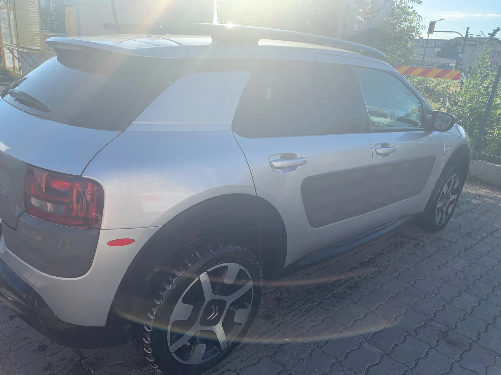 Citroen C4 Cactus, снимка 2 - Автомобили и джипове - 53963009