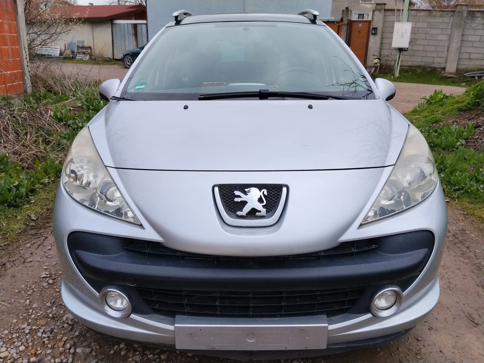 Peugeot 207 1.6 HDI, снимка 2 - Автомобили и джипове - 54030028