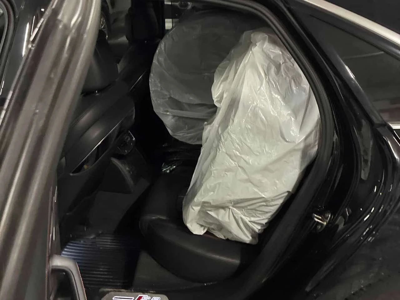 Audi S8 plus / 360 / DISTRONIC / B&O / МАСАЖИ / ОБДУХВАНЕ, снимка 14 - Автомобили и джипове - 54071291