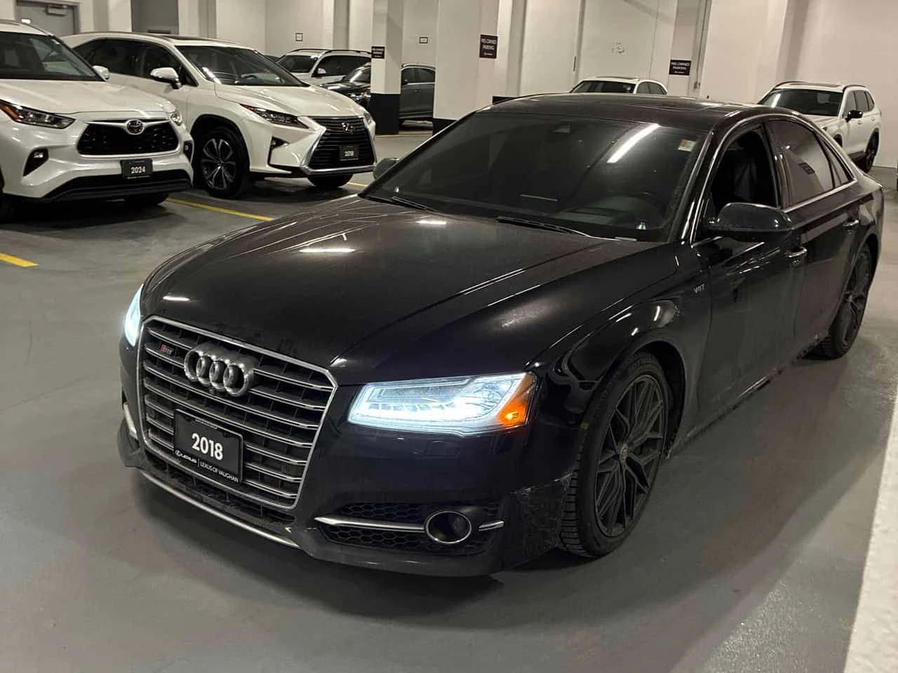 Audi S8 plus / 360 / DISTRONIC / B&O / МАСАЖИ / ОБДУХВАНЕ | Auto.bg — изображение 1