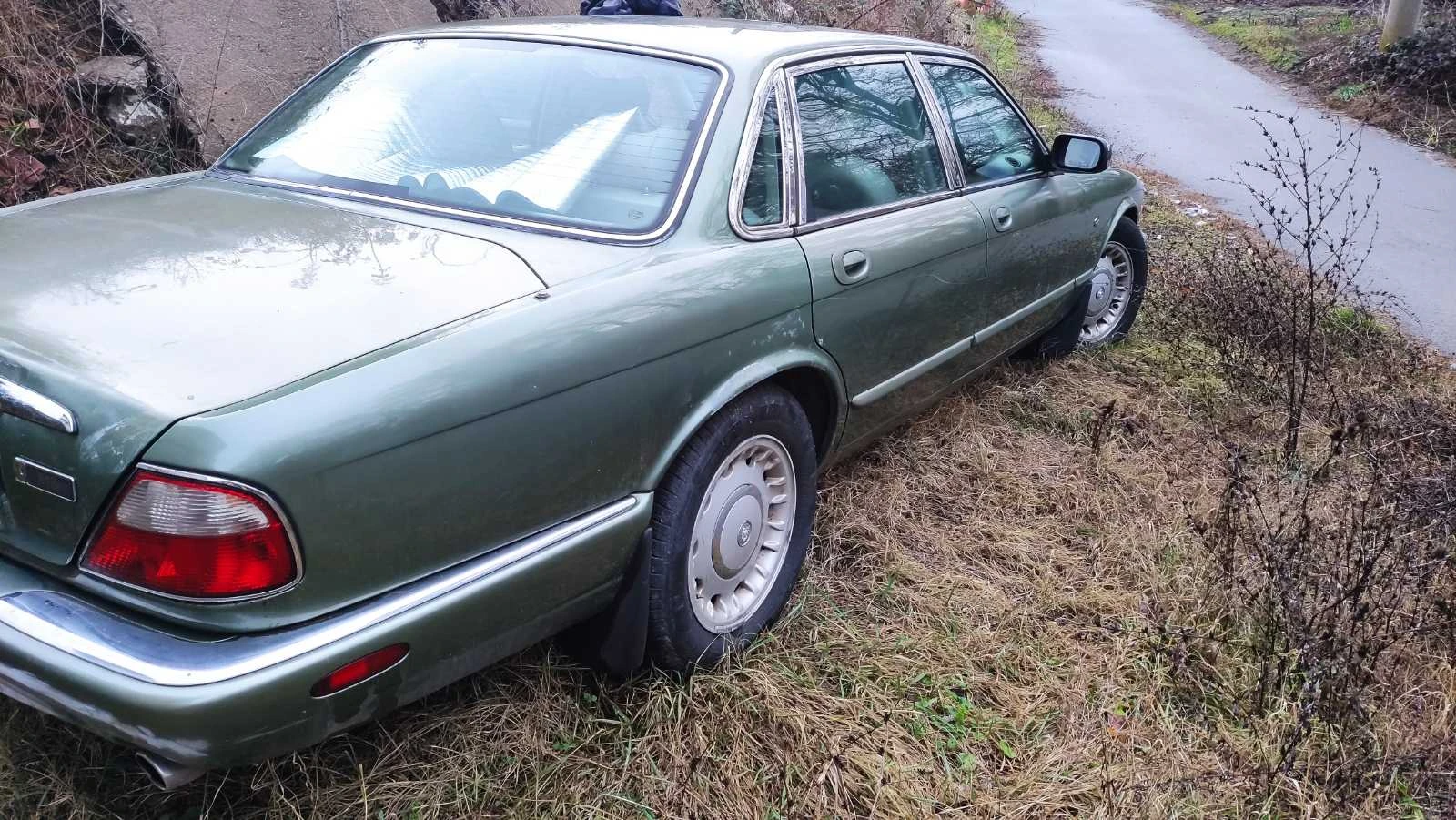 Jaguar Xj 4.0i V8, снимка 3 - Автомобили и джипове - 54283365