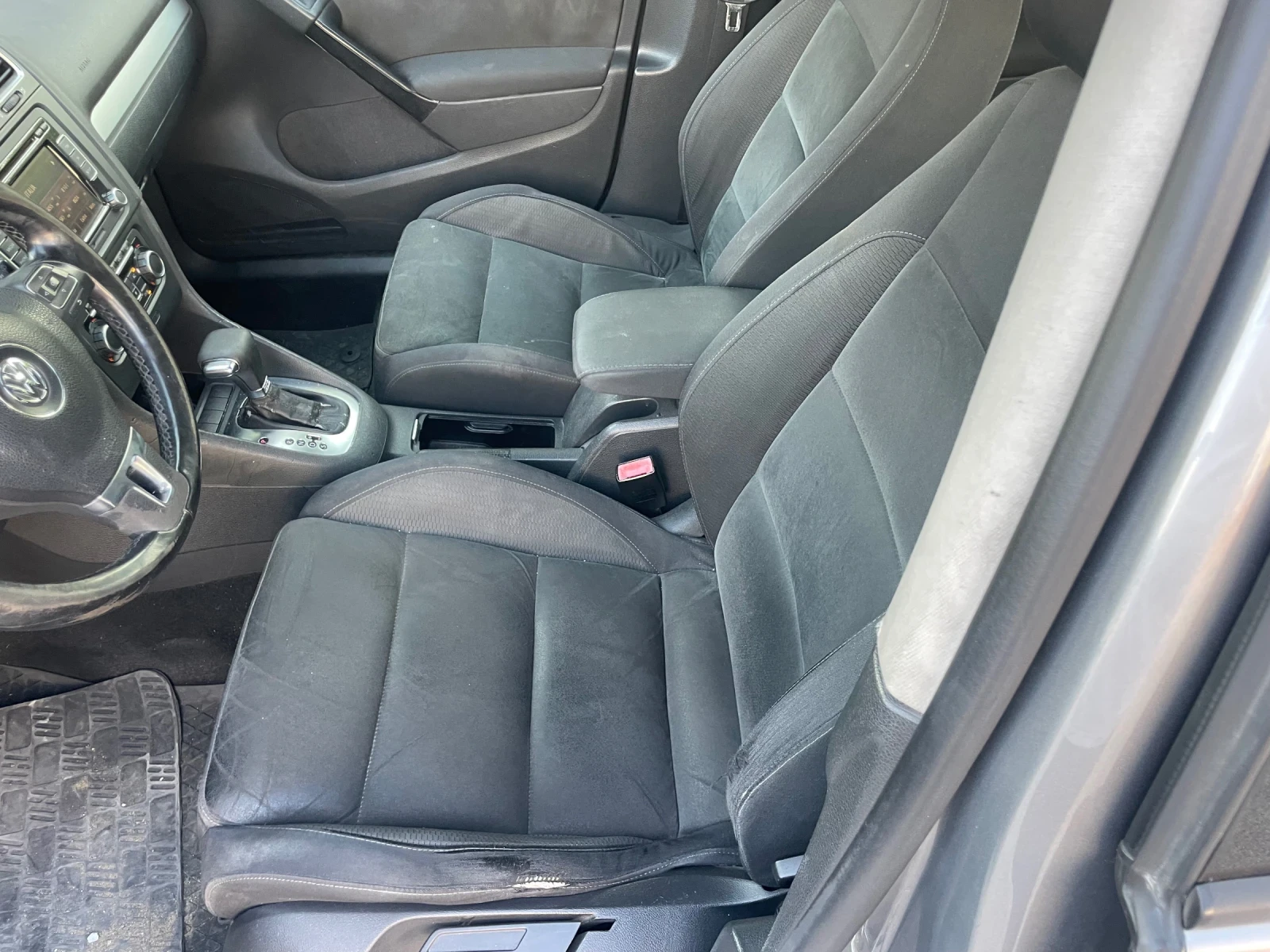 VW Golf GOLF 6^ SERIE 1.6 TDI DPF DSG ������� | Mobile.bg � ����������� 10