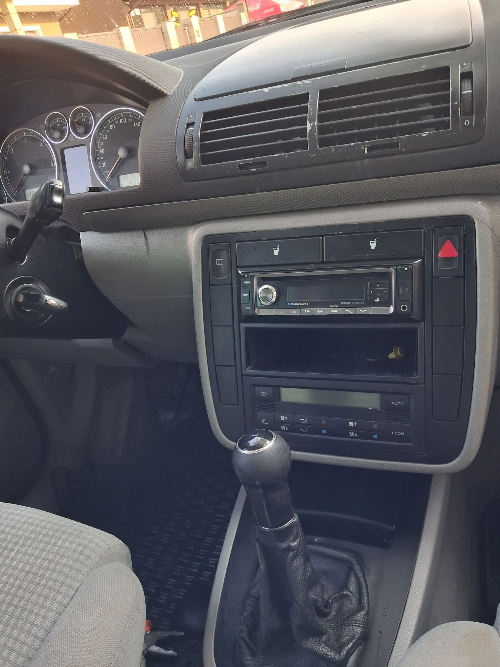 VW Sharan, снимка 7 - Автомобили и джипове - 55125259