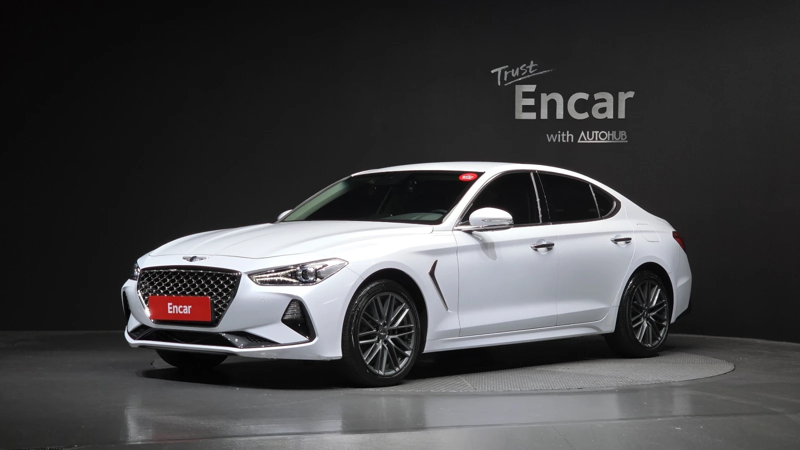 Genesis G70 2.0* BLIND SPOT* ПОДГРЕВ ВОЛАН* КРАЙНА ЦЕНА
