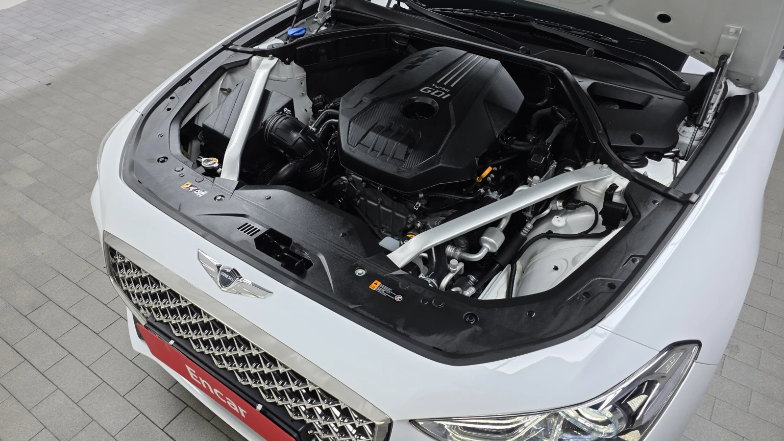 Genesis G70 2.0* BLIND SPOT* ПОДГРЕВ ВОЛАН* КРАЙНА ЦЕНА, снимка 6 - Автомобили и джипове - 55243926