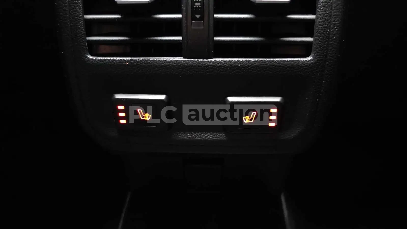 VW Arteon PRESTIGE R-LINE ПОДГРЕВ/ОБДУХВАНЕ/ПАНОРАМА/360CAM, снимка 16 - Автомобили и джипове - 55299639