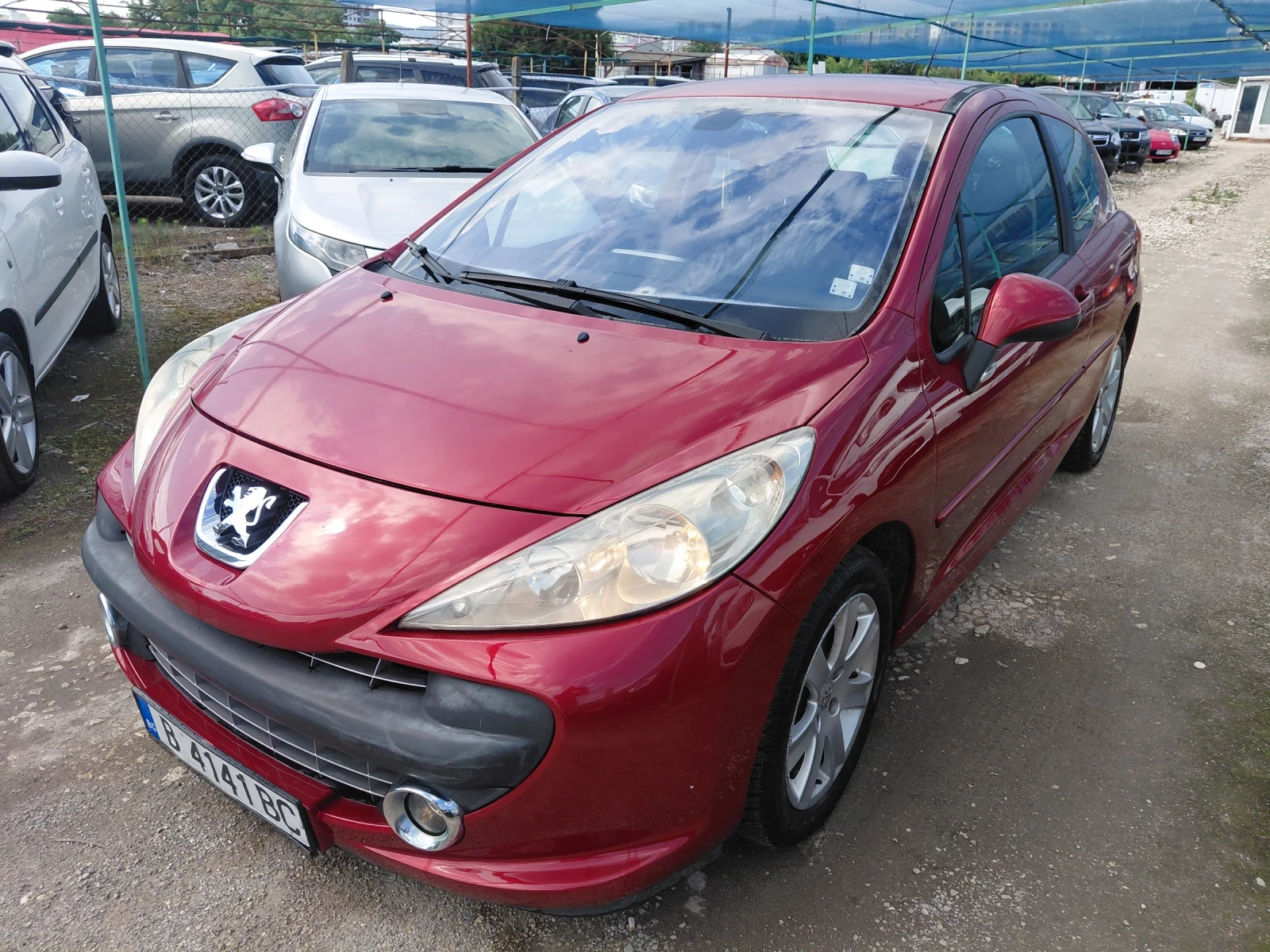 Peugeot 207 1.6HDI * Обслужен* 90к.с., снимка 3 - Автомобили и джипове - 55314626