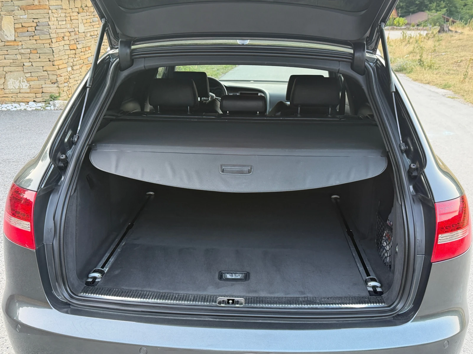 Audi A6 3.0Д Швейцария, снимка 13 - Автомобили и джипове - 55658433
