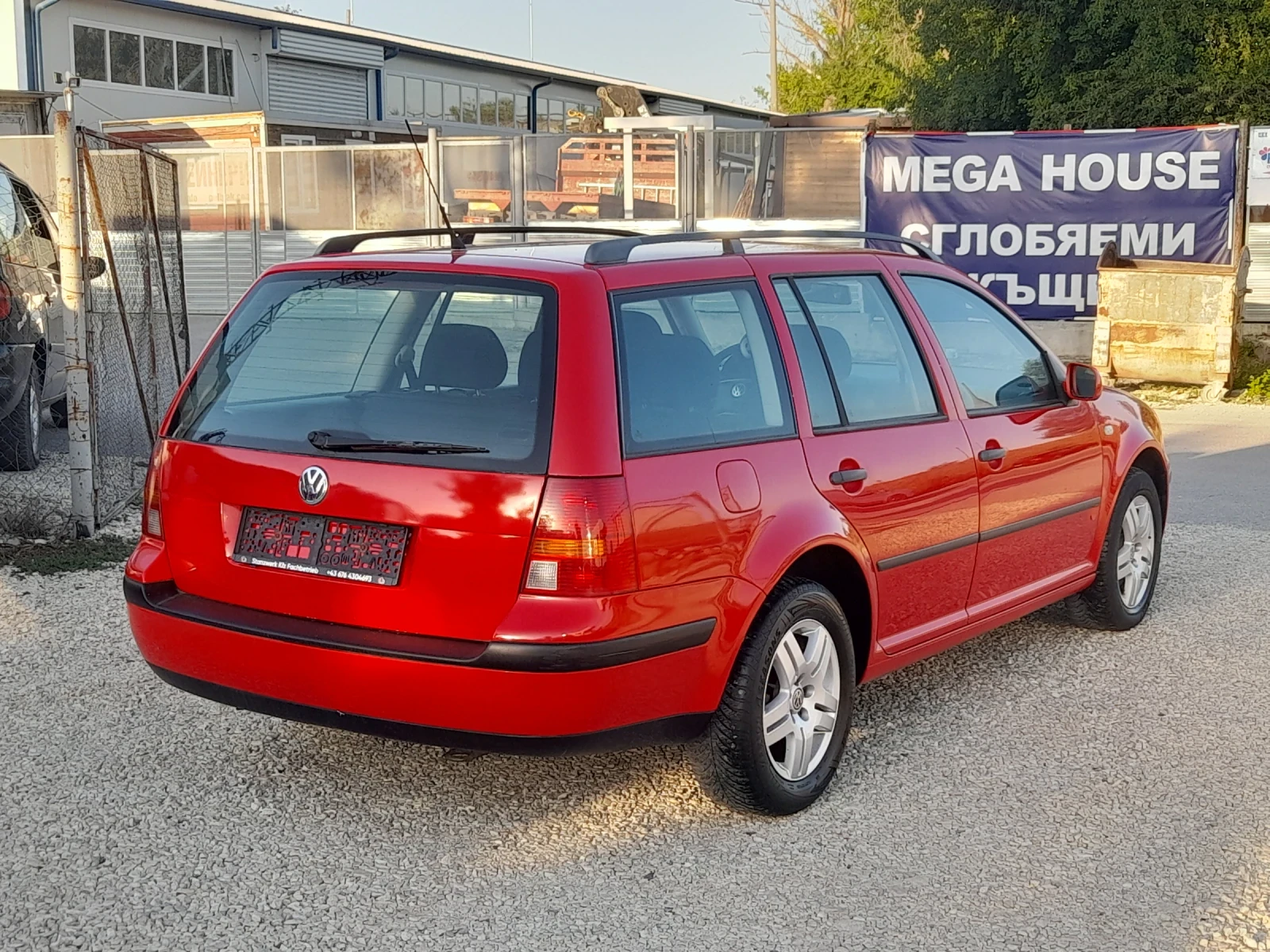 VW Golf, снимка 4 - Автомобили и джипове - 55894364
