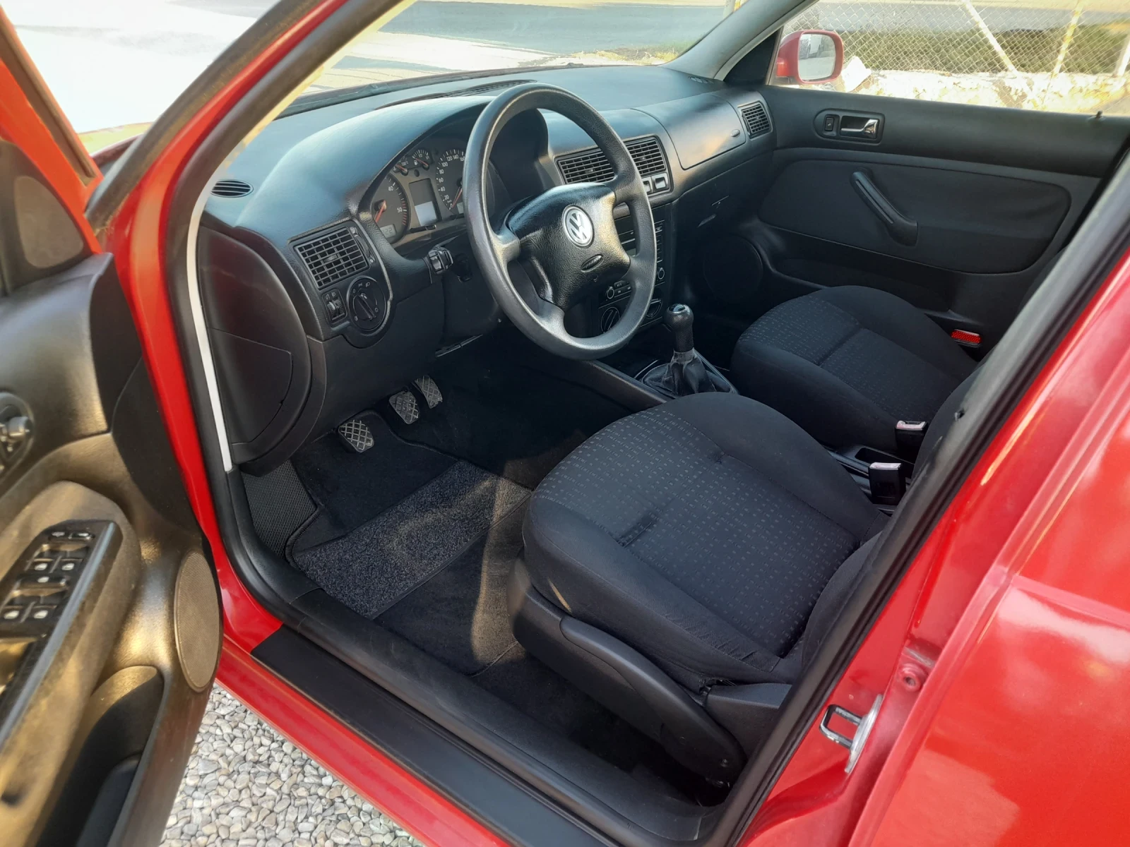 VW Golf, снимка 5 - Автомобили и джипове - 55894364
