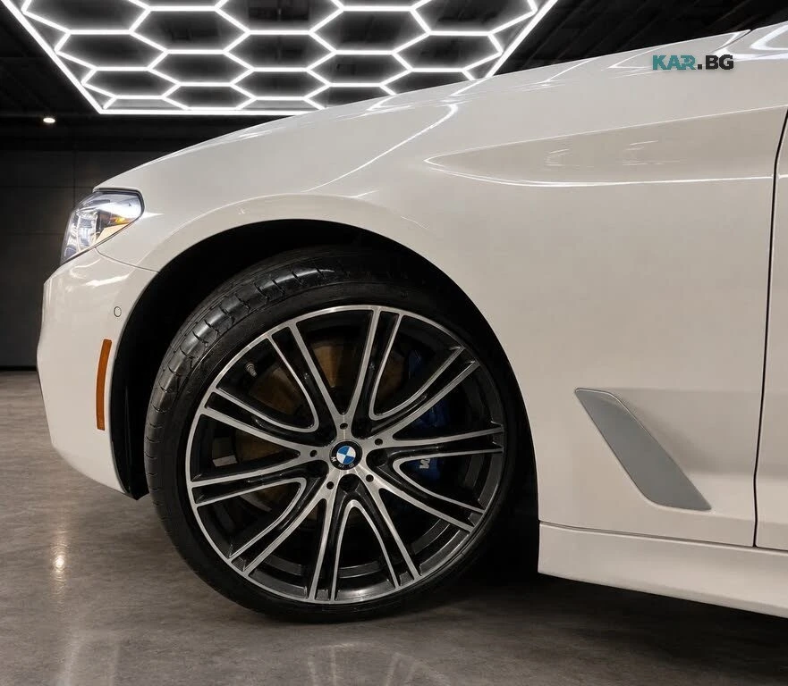 BMW 540 ТРИ КЛЮЧА* ПЕРА* 360 КАМЕРА* ПАМЕТ* ОБДУХВАНЕ, снимка 5 - Автомобили и джипове - 56017647