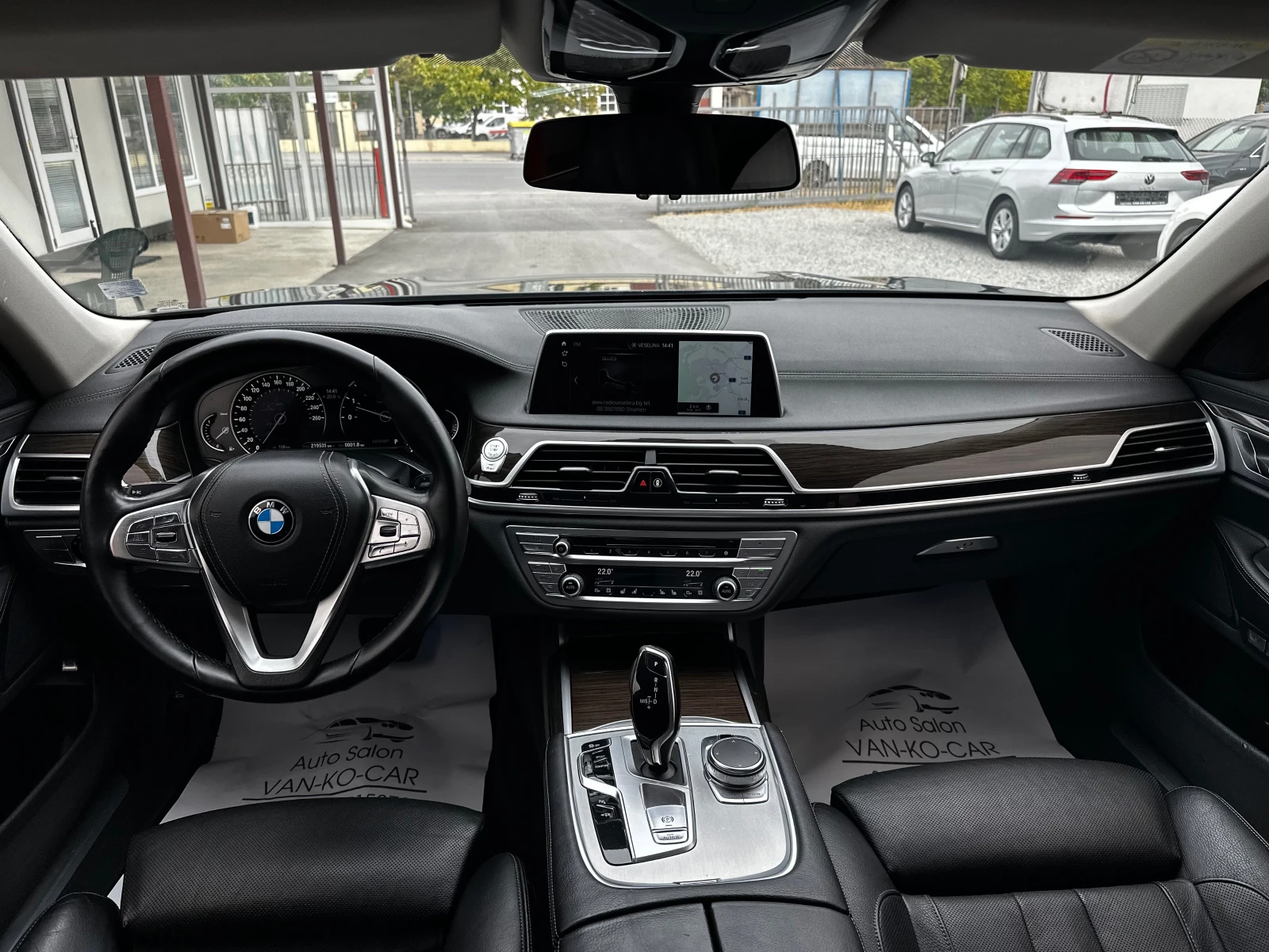 BMW 730 D 265к.с X- Drive* Massage* Обдухване* DigitalKey, снимка 9 - Автомобили и джипове - 56223780