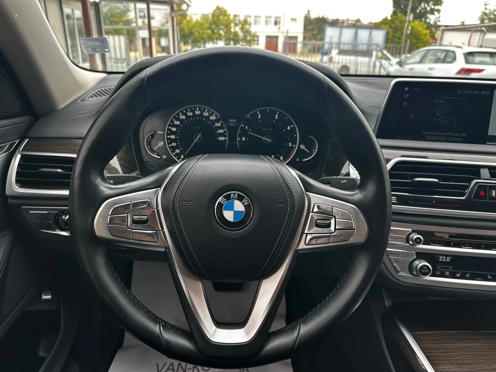 BMW 730 D 265к.с X- Drive* Massage* Обдухване* DigitalKey, снимка 10 - Автомобили и джипове - 56223780