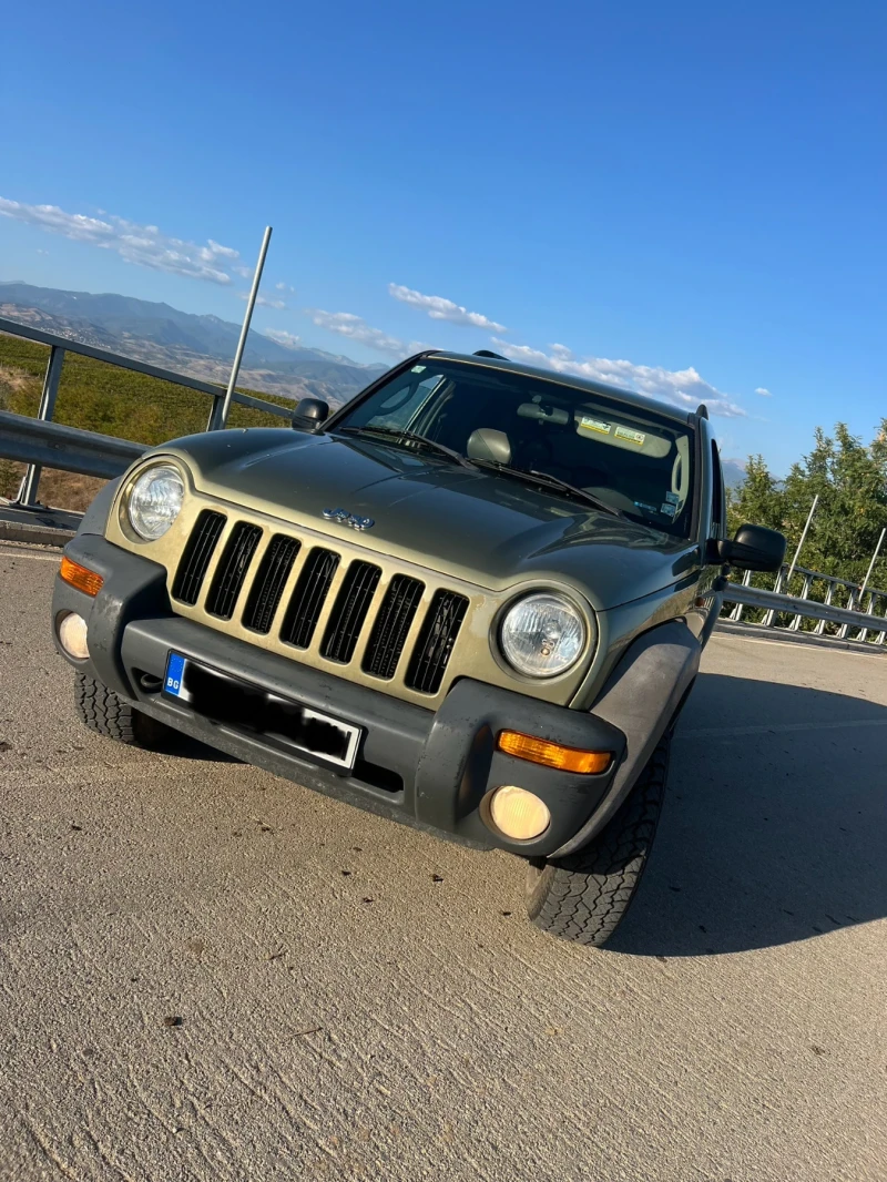 Jeep Cherokee 2.4 с газ, снимка 1 - Автомобили и джипове - 47332988