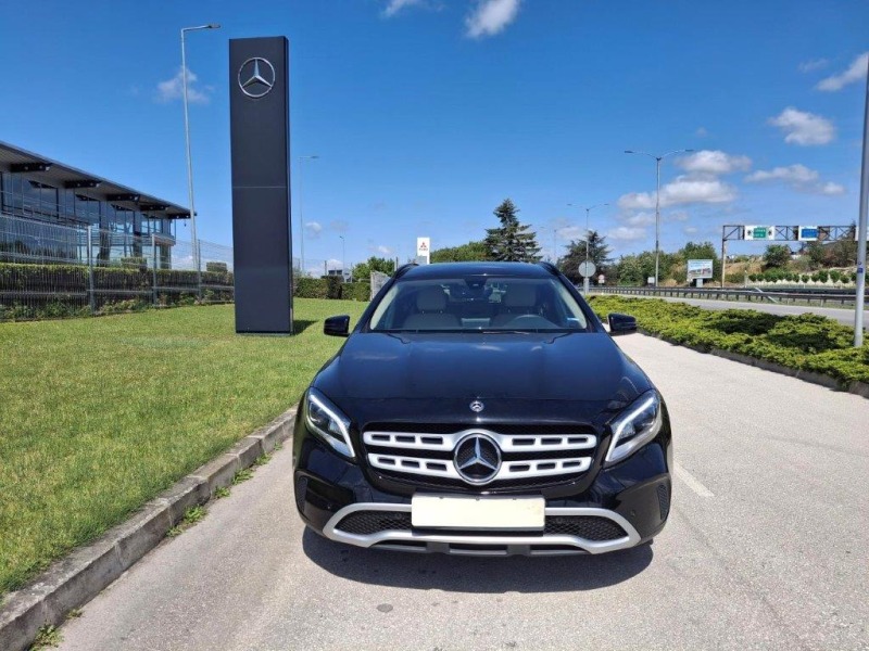 Mercedes-Benz GLA 200 d, снимка 2 - Автомобили и джипове - 46387633