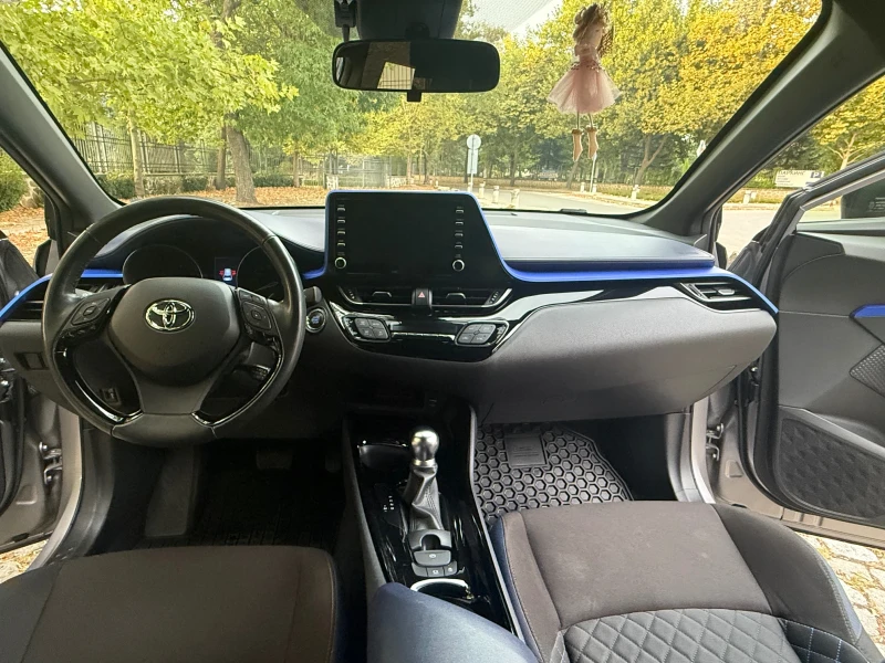 Toyota C-HR, снимка 10 - Автомобили и джипове - 51501291