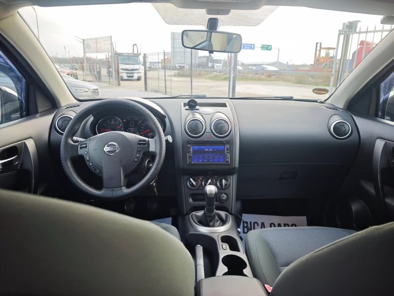 Nissan Qashqai 1.6i 16v , снимка 10 - Автомобили и джипове - 52804610