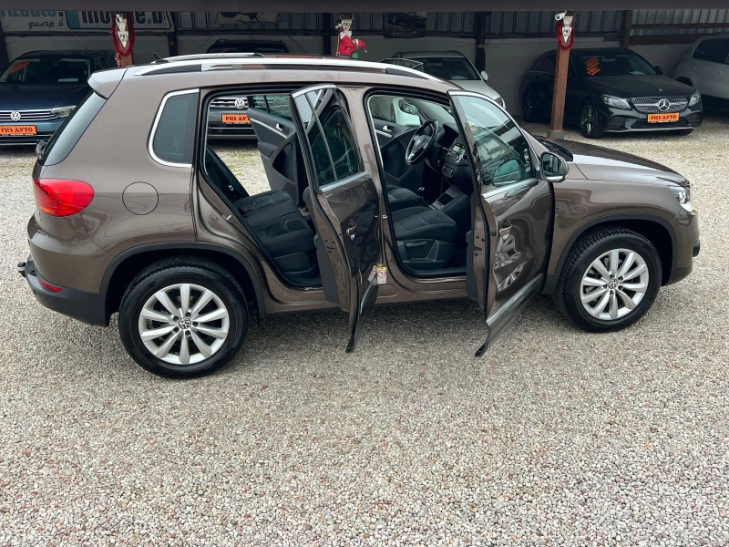 VW Tiguan 2.0TDI* 100%km* PANORAMA* 140ks* MULTI VOLAN, снимка 9 - Автомобили и джипове - 53070510