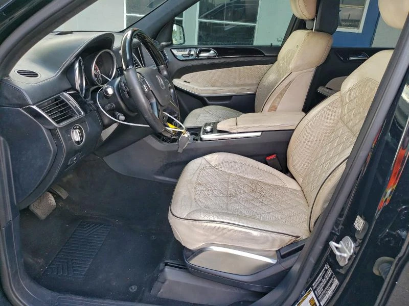 Mercedes-Benz GL 550 4.6L 8 All wheel drive, снимка 10 - Автомобили и джипове - 52887332