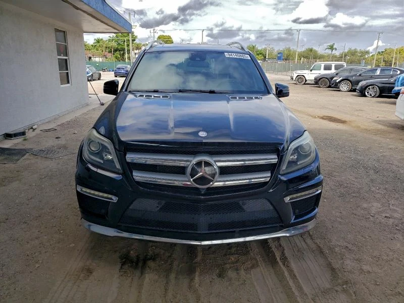 Mercedes-Benz GL 550 4.6L 8 All wheel drive, снимка 8 - Автомобили и джипове - 52887332