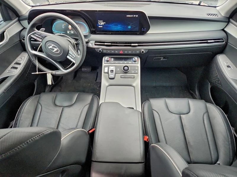 Hyundai Palisade 3.8L 6 Front-wheel Drive, снимка 13 - Автомобили и джипове - 53373519