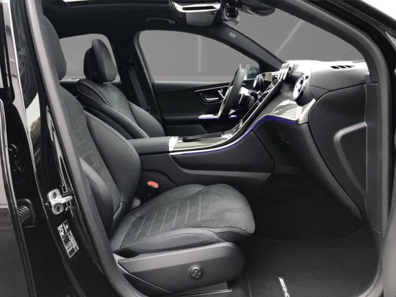 Mercedes-Benz GLC 220 d Coupe 4Matic = AMG Line = Advanced Plus Гаранция, снимка 10 - Автомобили и джипове - 55802904