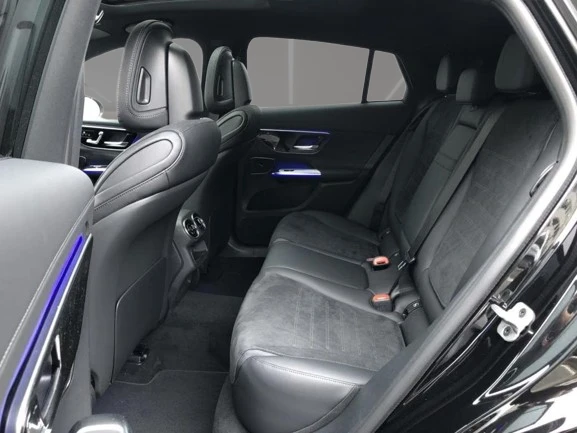 Mercedes-Benz GLC 220 d Coupe 4Matic = AMG Line = Advanced Plus Гаранция, снимка 11 - Автомобили и джипове - 55802904