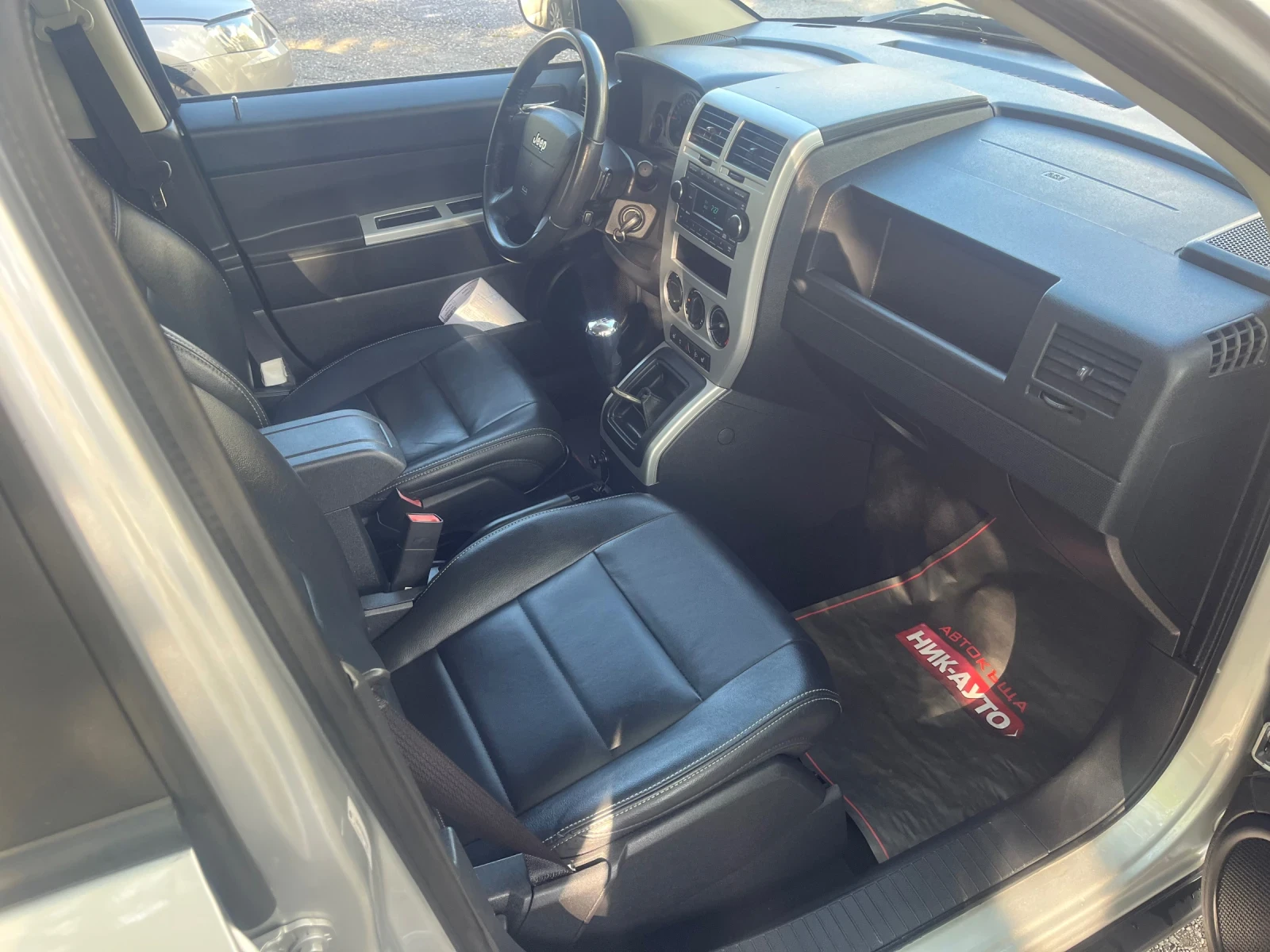 Jeep Compass 2.4* 4X4 - изображение 10